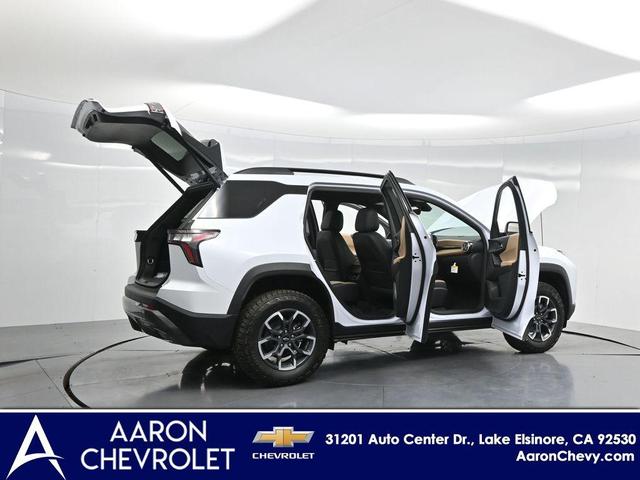 Photo of 2026 Polar White Tricoat Chevrolet Equinox