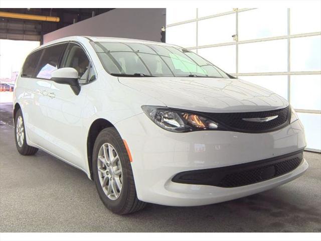2022 Chrysler Voyager