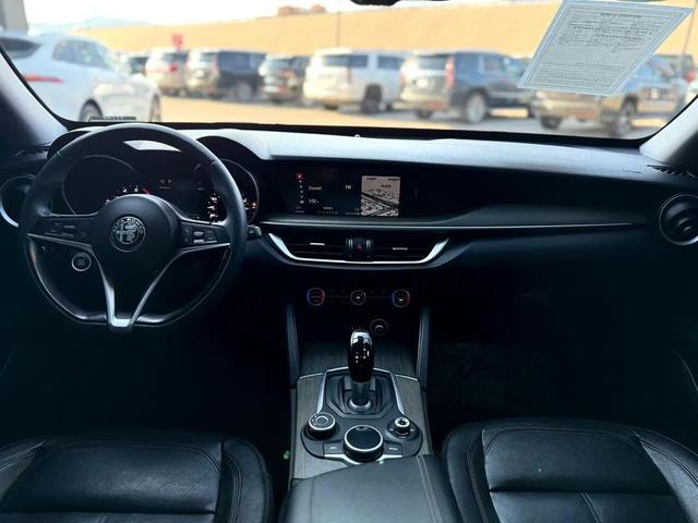 Photo of 2018 Alfa Rosso Alfa Romeo Stelvio