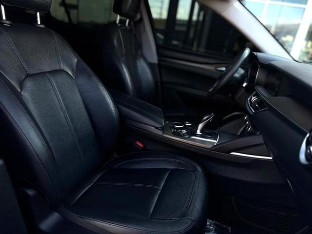 Photo of 2018 Alfa Rosso Alfa Romeo Stelvio