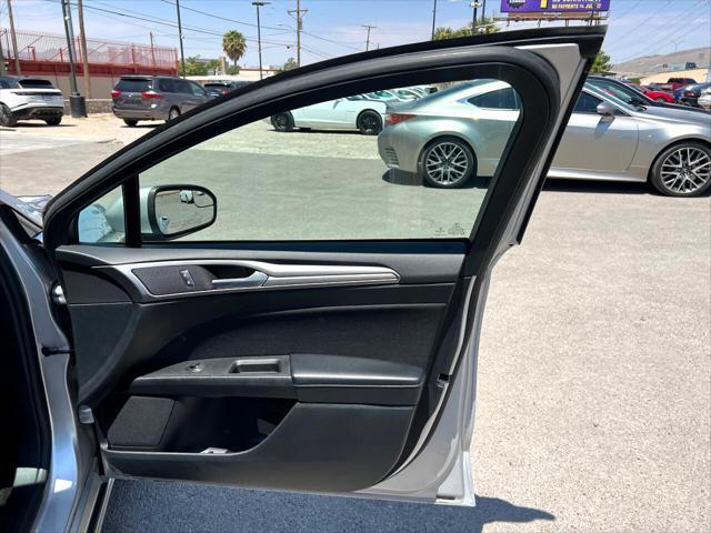 Photo of 2018 Ingot Silver Metallic Ford Fusion