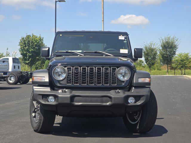 Photo of 2025 Black Clearcoat Jeep Wrangler
