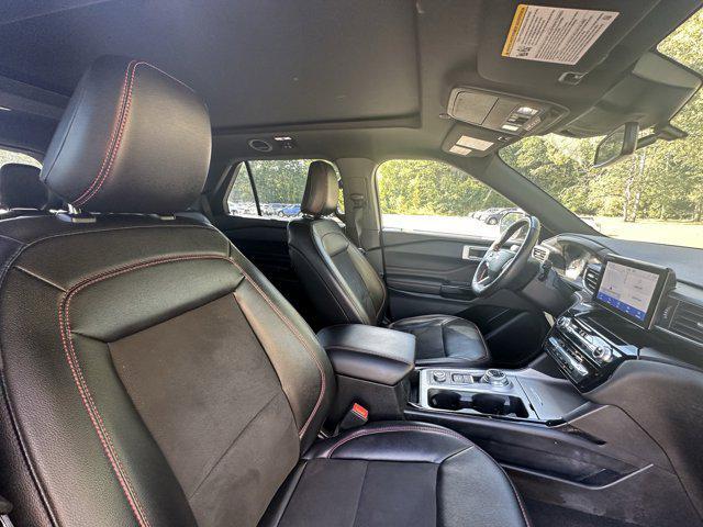 Photo of 2022 Agate Black Metallic Ford Explorer