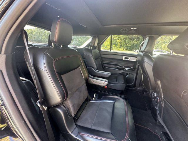 Photo of 2022 Agate Black Metallic Ford Explorer