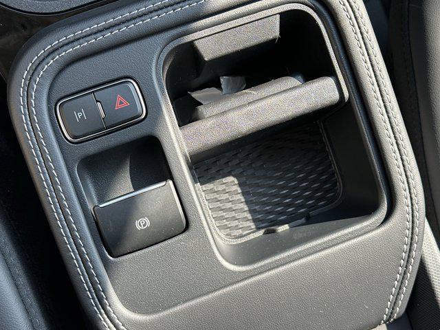 Photo of 2025 STAR WHITE MET Ford Mustang Mach-E