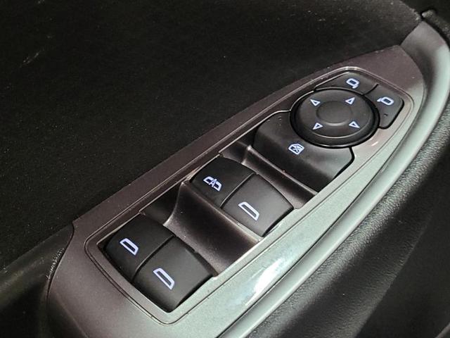 Photo of 2022 Silver Ice Metallic Chevrolet Malibu