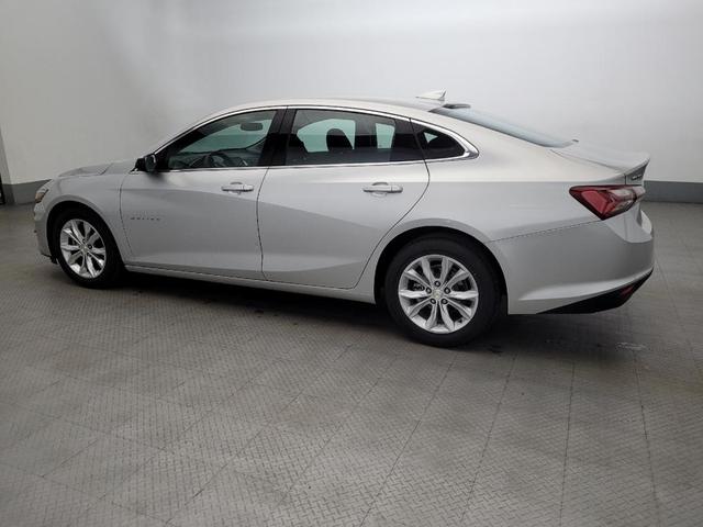 Photo of 2022 Silver Ice Metallic Chevrolet Malibu