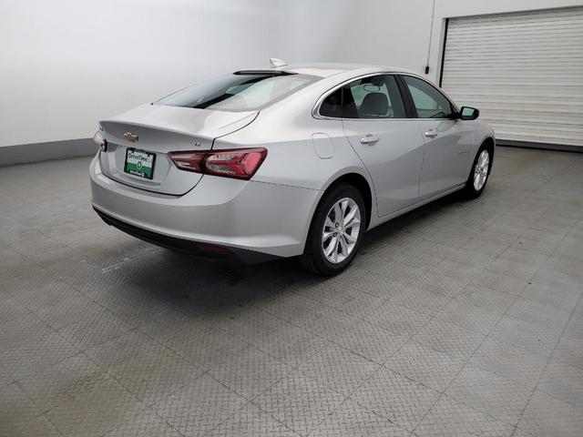 Photo of 2022 Silver Ice Metallic Chevrolet Malibu
