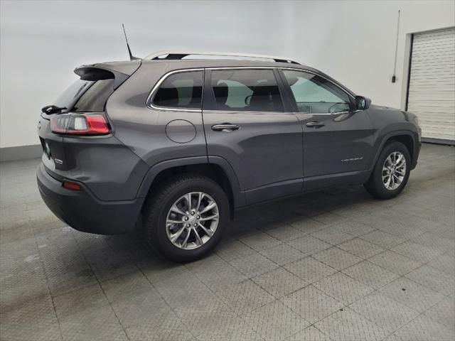 Photo of 2019 Gray Jeep Cherokee
