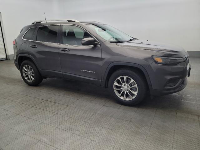 Photo of 2019 Gray Jeep Cherokee