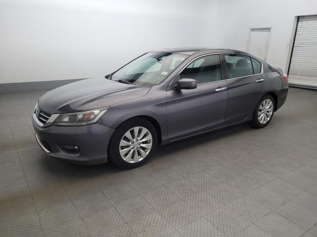 Photo of 2015 Gray Honda Accord