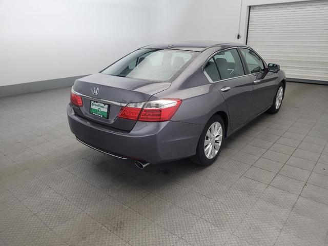 Photo of 2015 Gray Honda Accord