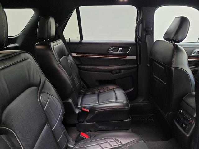 Photo of 2019 Agate Black Metallic Ford Explorer