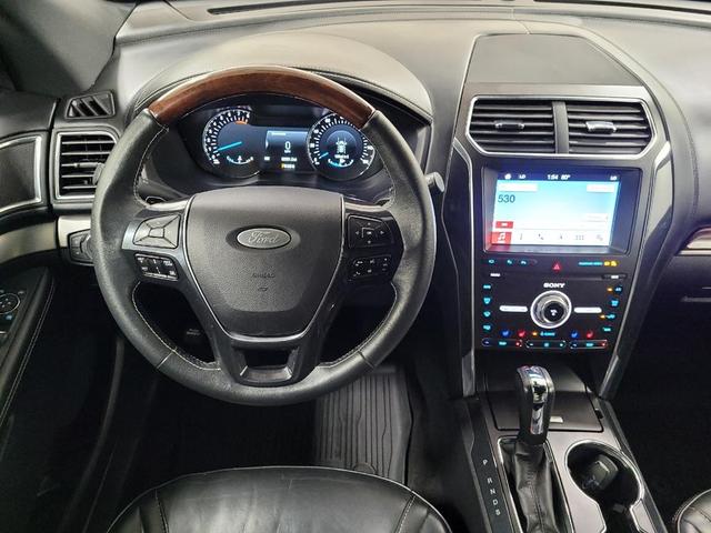 Photo of 2019 Agate Black Metallic Ford Explorer