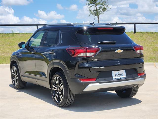 Photo of 2026 Mosaic Black Metallic Chevrolet Trailblazer