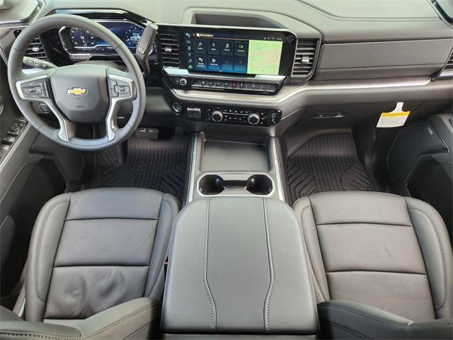 Photo of 2025 Summit White Chevrolet Silverado 2500