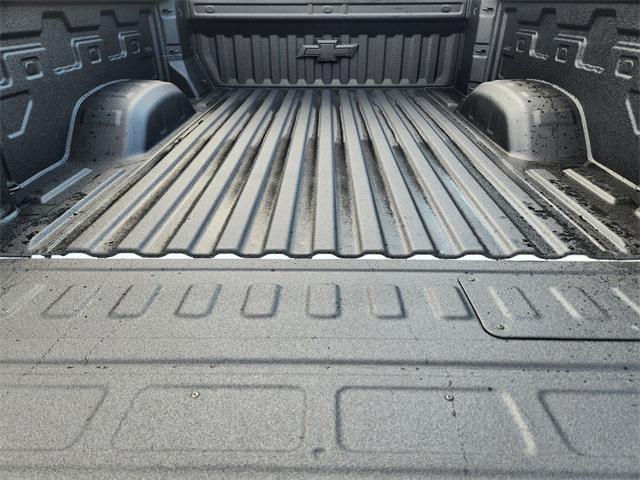 Photo of 2025 Summit White Chevrolet Silverado 2500