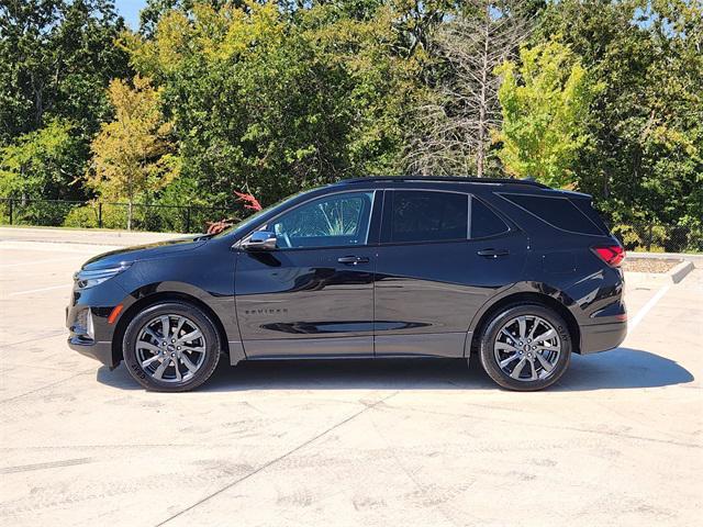 Photo of 2023 Mosaic Black Metallic Chevrolet Equinox
