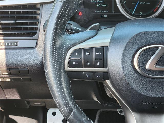 Photo of 2022 White Lexus RX 350