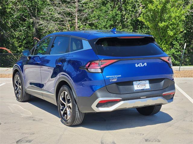 Photo of 2023 Sapphire Blue Kia Sportage