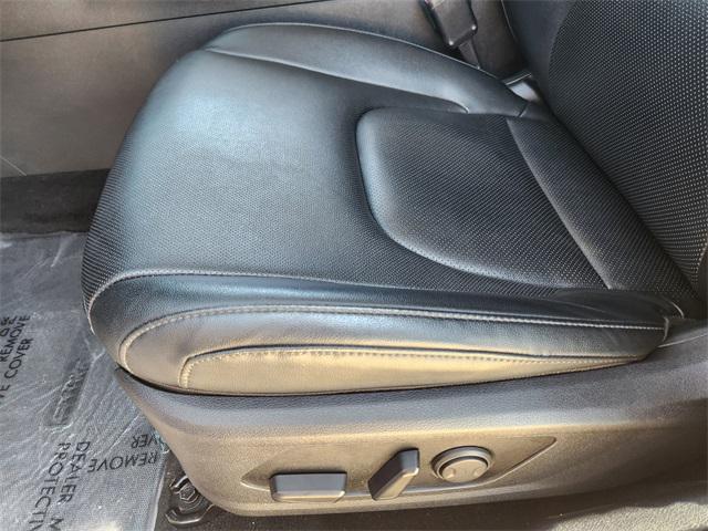 Photo of 2023 Sapphire Blue Kia Sportage