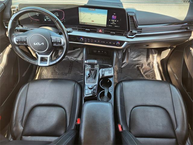 Photo of 2023 Sapphire Blue Kia Sportage
