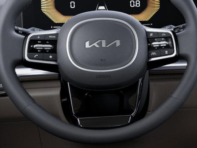 Photo of 2026 Snow White Pearl Kia Carnival