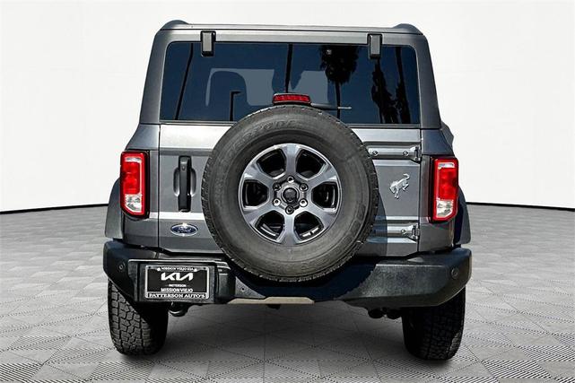 Photo of 2023 Carbonized Gray Metallic Ford Bronco