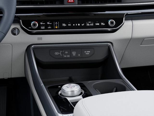 Photo of 2026 Snow White Pearl Kia Carnival Hybrid