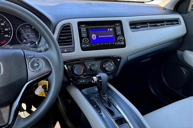 Photo of 2021 Platinum White Pearl Honda HR-V