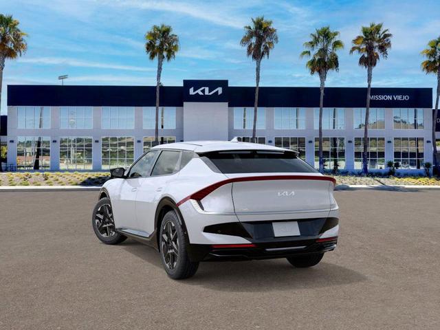 Photo of 2025 Glacier White Pearl Kia EV6