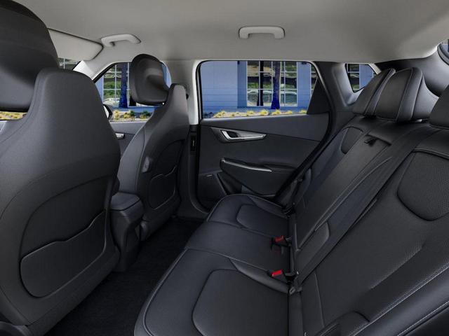 Photo of 2025 Glacier White Pearl Kia EV6