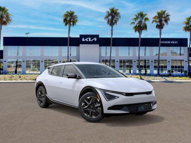 Photo of 2025 Glacier White Pearl Kia EV6