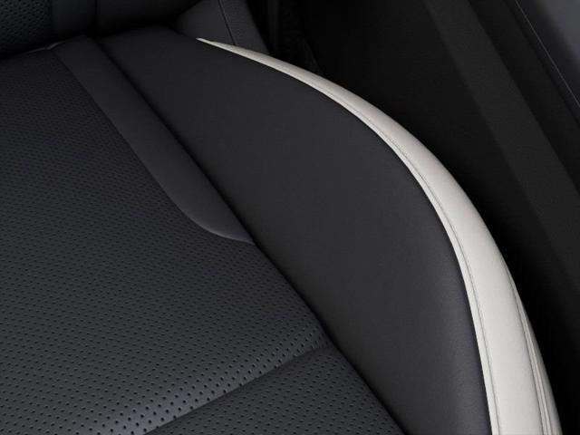 Photo of 2025 Snow White Pearl Kia K5