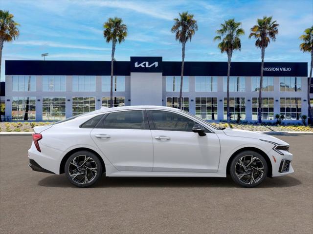 Photo of 2025 Snow White Pearl Kia K5