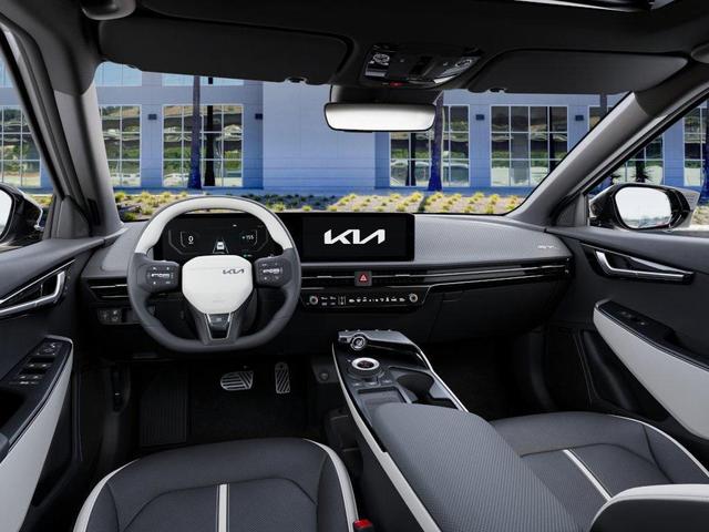 Photo of 2025 Glacier White Pearl Kia EV6