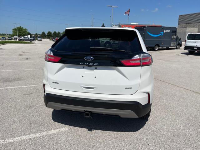 Photo of 2023 Star White Metallic Tri-Coat Ford Edge