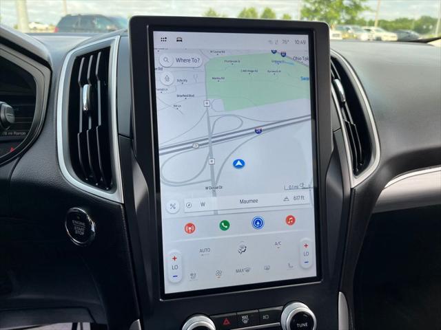 Photo of 2022 Forged Green Metallic Ford Edge