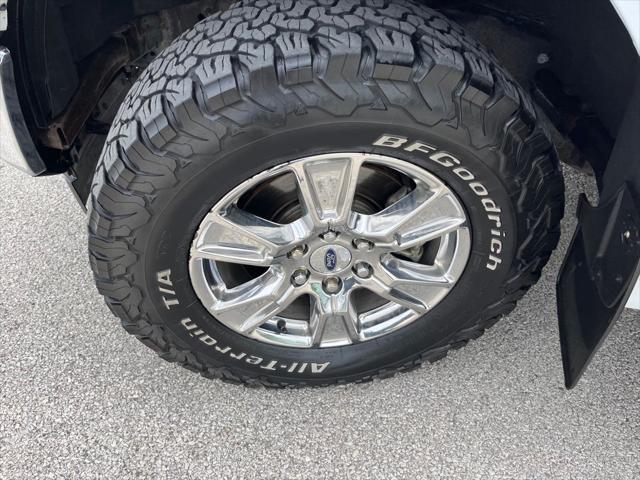 Photo of 2017 Oxford White Ford F-150