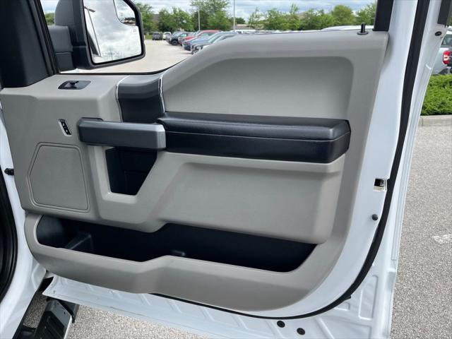 Photo of 2017 Oxford White Ford F-150