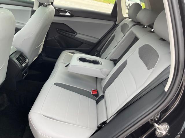 Photo of 2022 Deep Black Pearl Volkswagen Taos