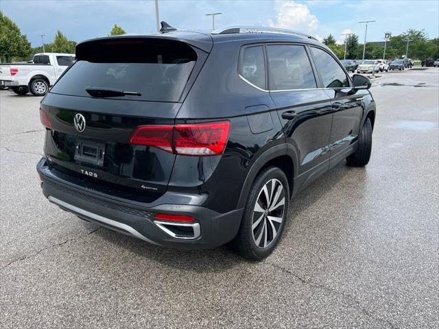 Photo of 2022 Deep Black Pearl Volkswagen Taos