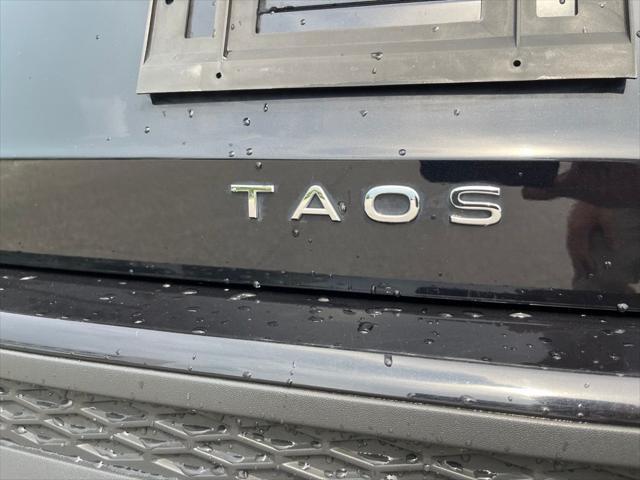 Photo of 2022 Deep Black Pearl Volkswagen Taos
