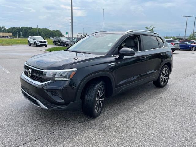 Photo of 2022 Deep Black Pearl Volkswagen Taos