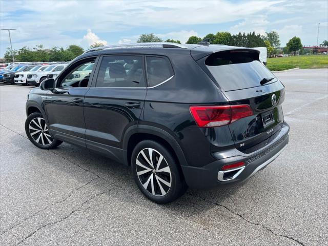 Photo of 2022 Deep Black Pearl Volkswagen Taos