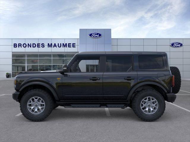 Photo of 2025 Shadow Black Ford Bronco