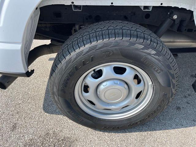 Photo of 2023 Oxford White Ford F-150