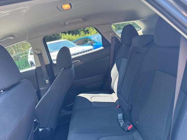 Photo of 2023 Gravity Gray Kia Sportage Hybrid