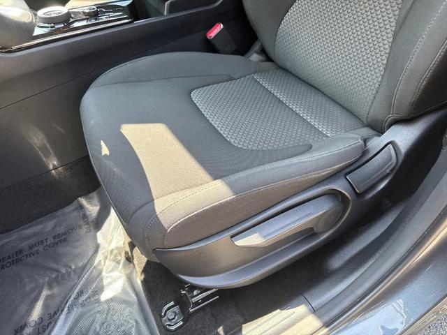 Photo of 2023 Gravity Gray Kia Sportage Hybrid