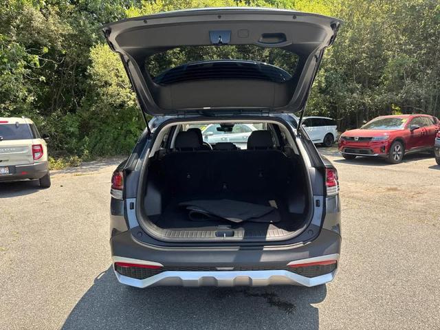Photo of 2023 Gravity Gray Kia Sportage Hybrid